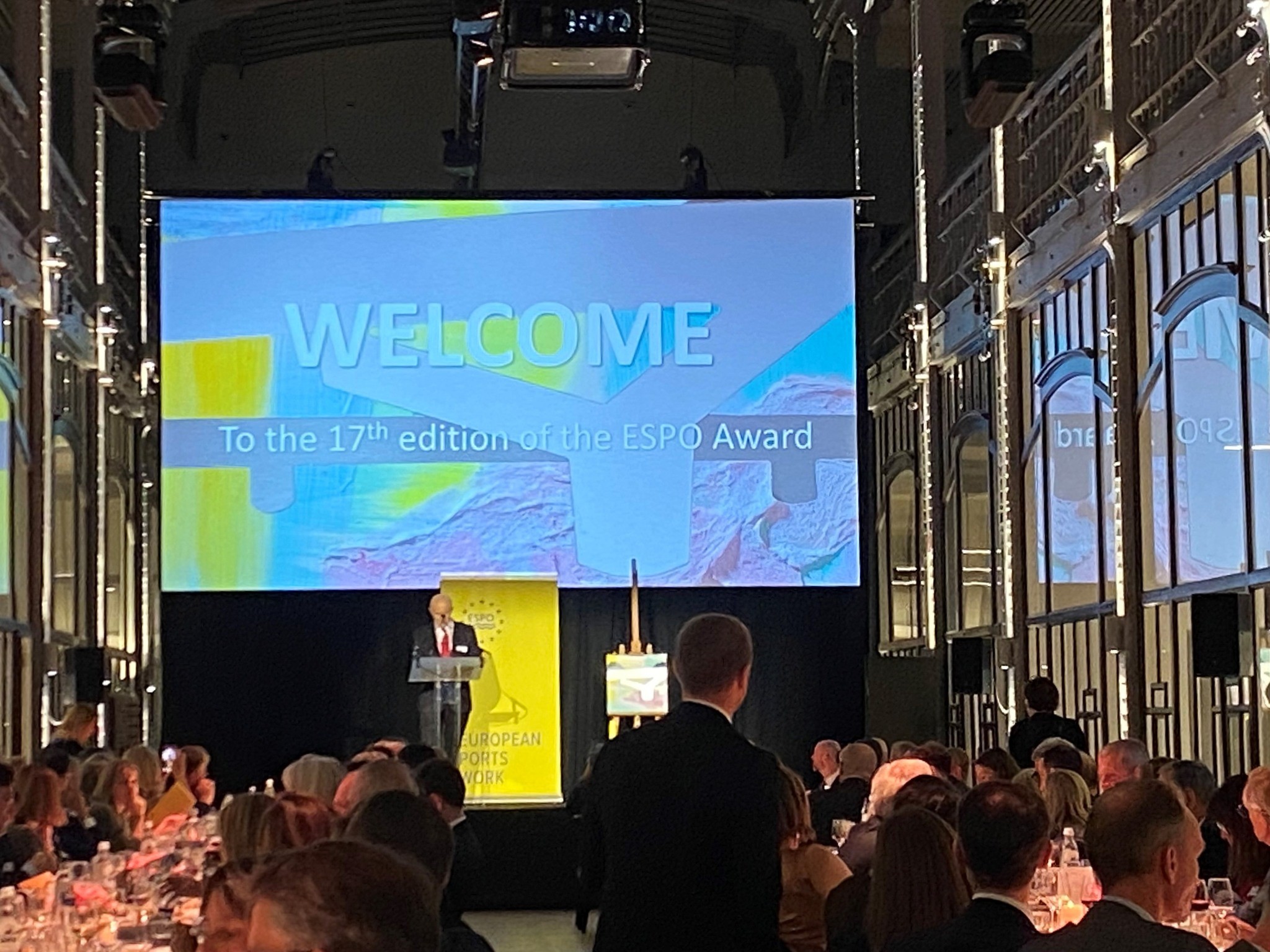 583070422 891280459907543 6329748818555363929 N